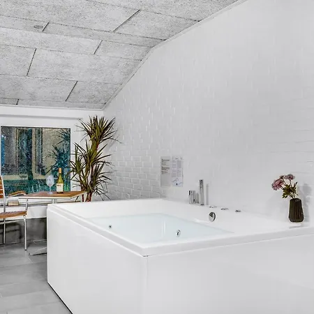 Holiday home Pet Friendly In With Wifi Blavand