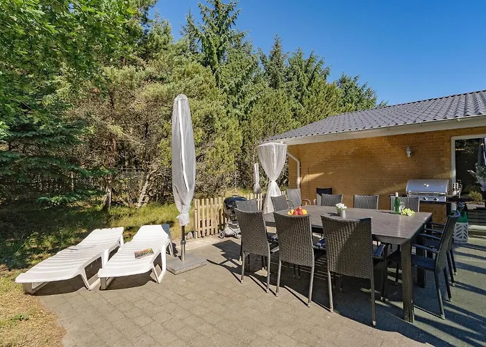 度假居 Pet Friendly In With Wifi 布拉万德